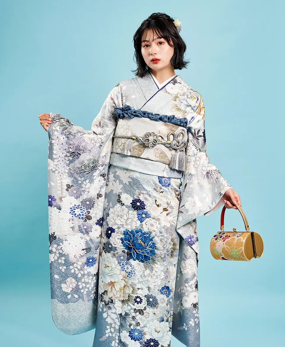 上品な水色の牡丹の振袖フルセット 水色の牡丹や菊の上品な振袖フル