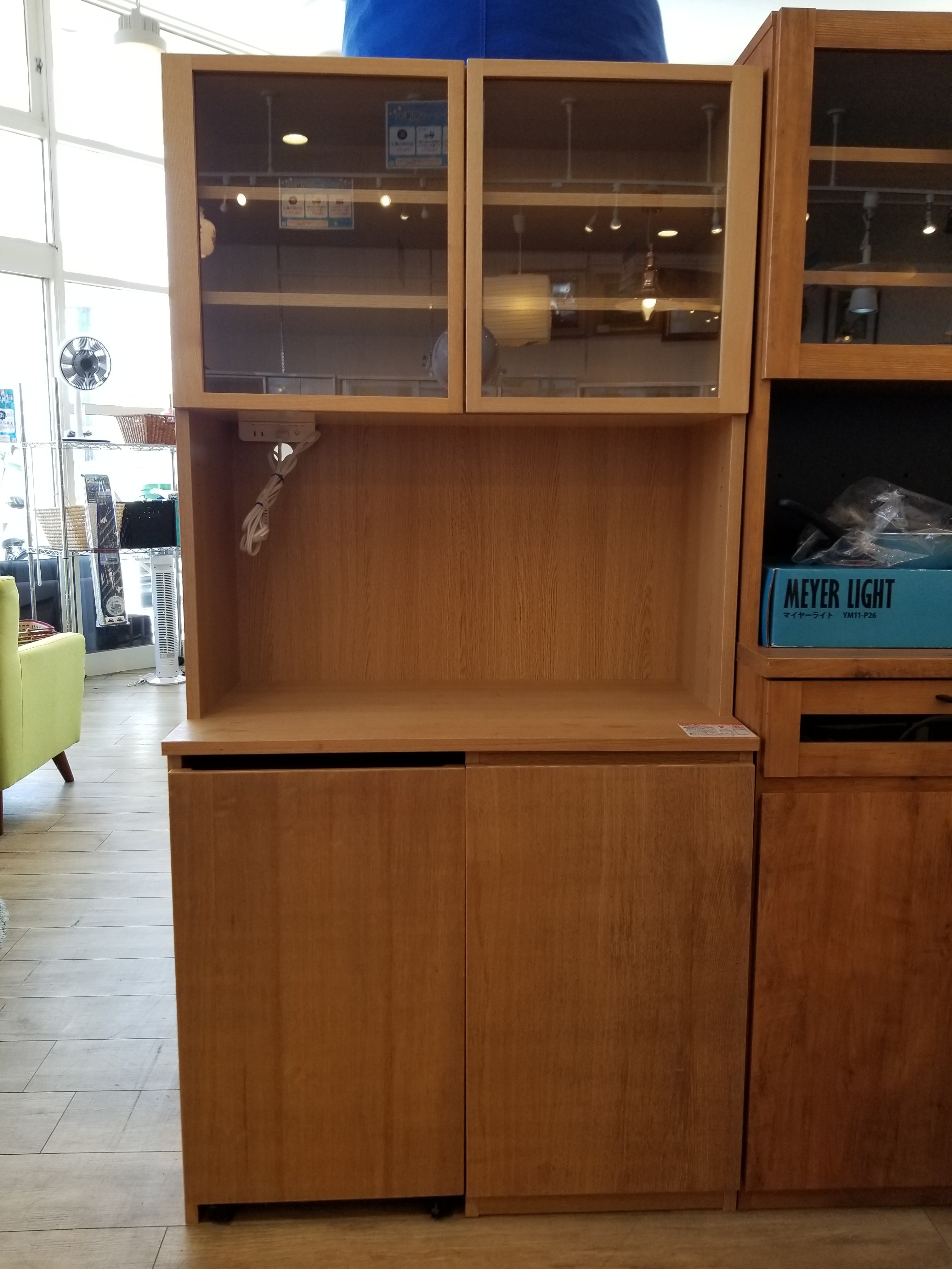 無印良品 オーク材 食器棚 観音開き