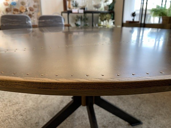 最終価格】CRASH GATE ラウンドテーブル W600 ゴールド 関家具 最終