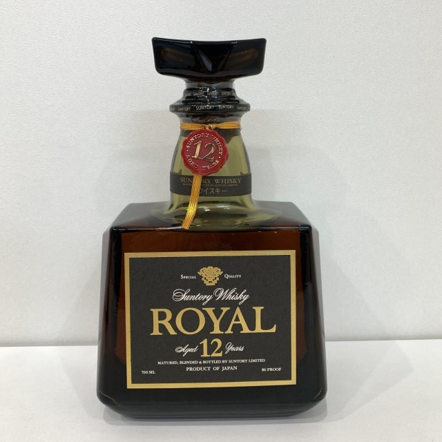 サントリーローヤル12年の定価はいくら？入手する方法や買取価格