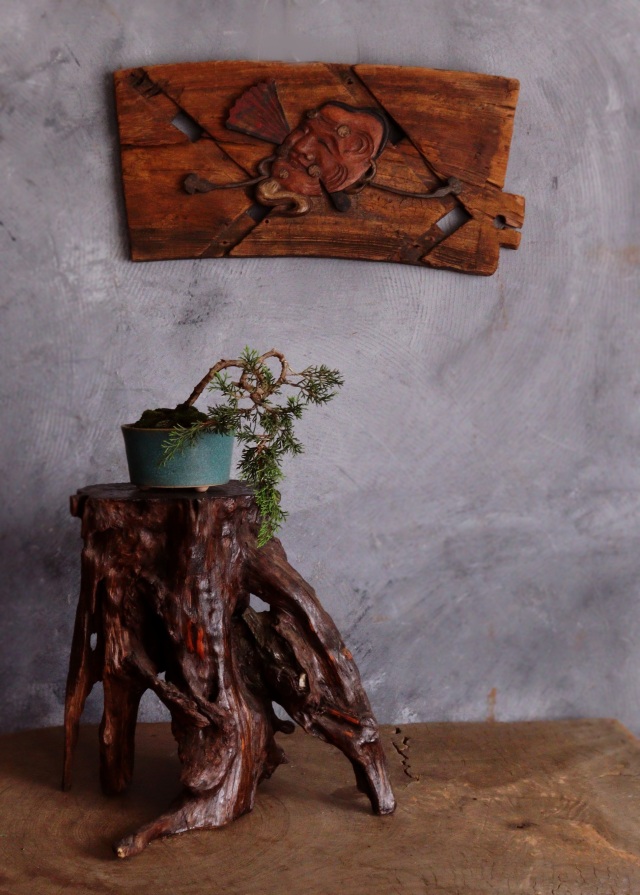 唐木 黒檀 高卓 透かし彫り唐木台 香炉台 花台 飾台 木製 唐木紫檀