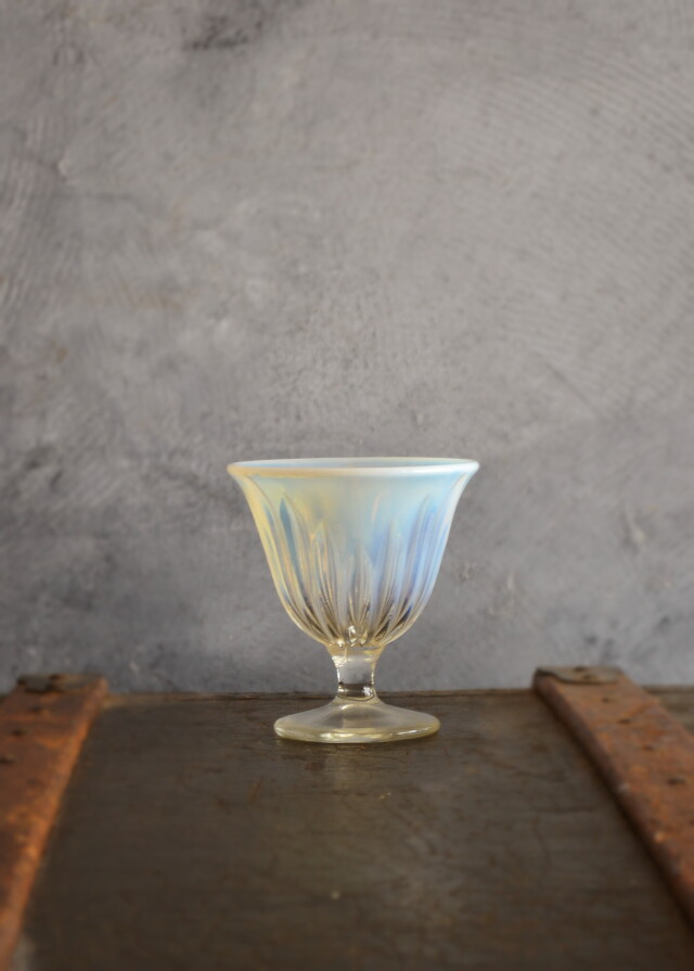 ☆最終価格☆】日本ガラス アンティーク オパルーセント 乳白色 7客