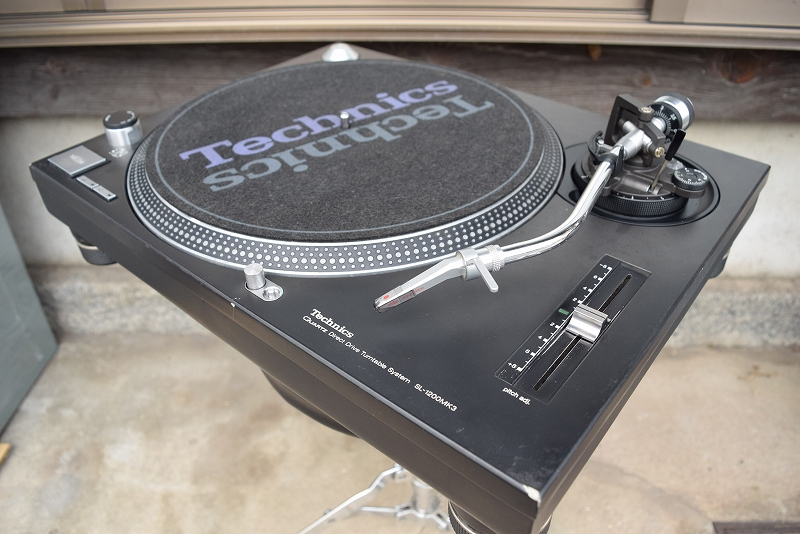 Technics sl-1200 mk3 ターンテーブル カートリッジ付き Technics SL