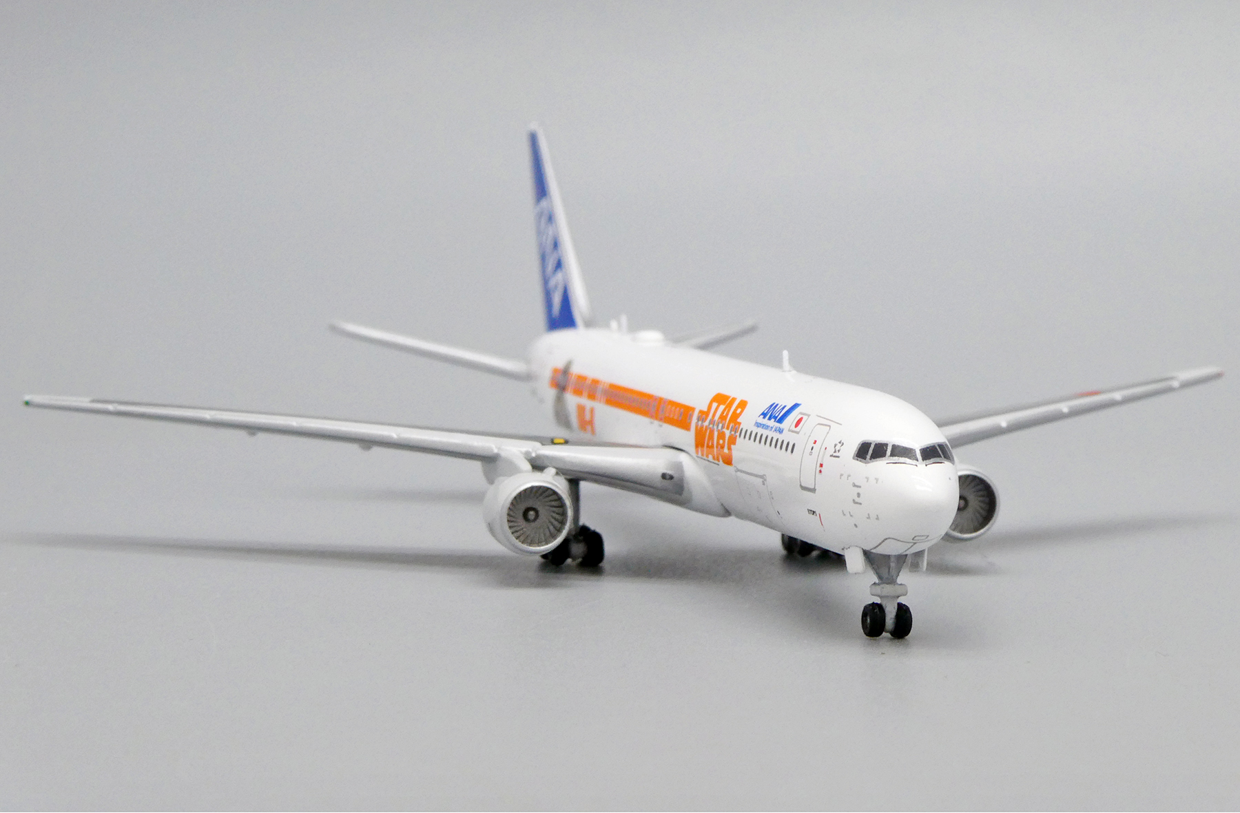 ANA Boeing 767-300F 模型 1:200 Hasegawa 1/200 ANA Boeing 767-300
