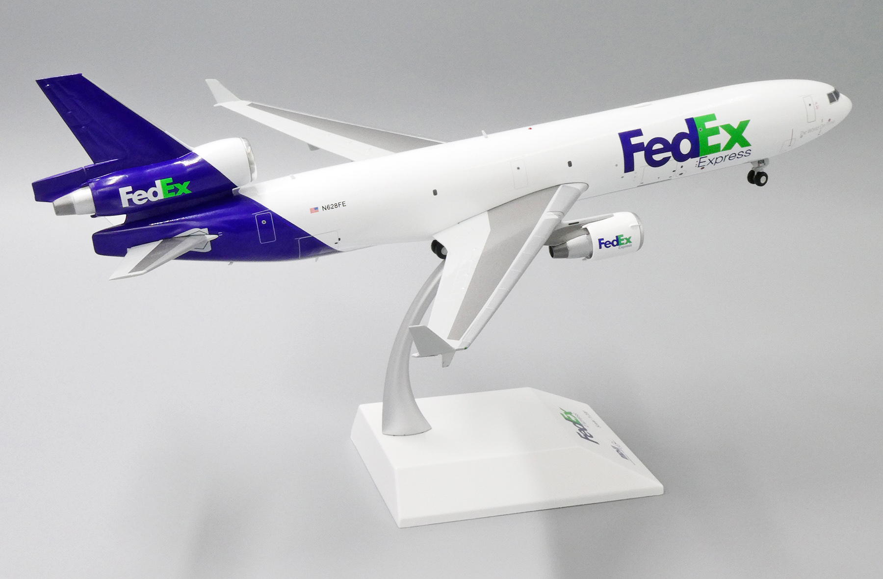 ScaleModelStore.com :: JC Wings 1:200 - XX2285 - FedEx McDonnell
