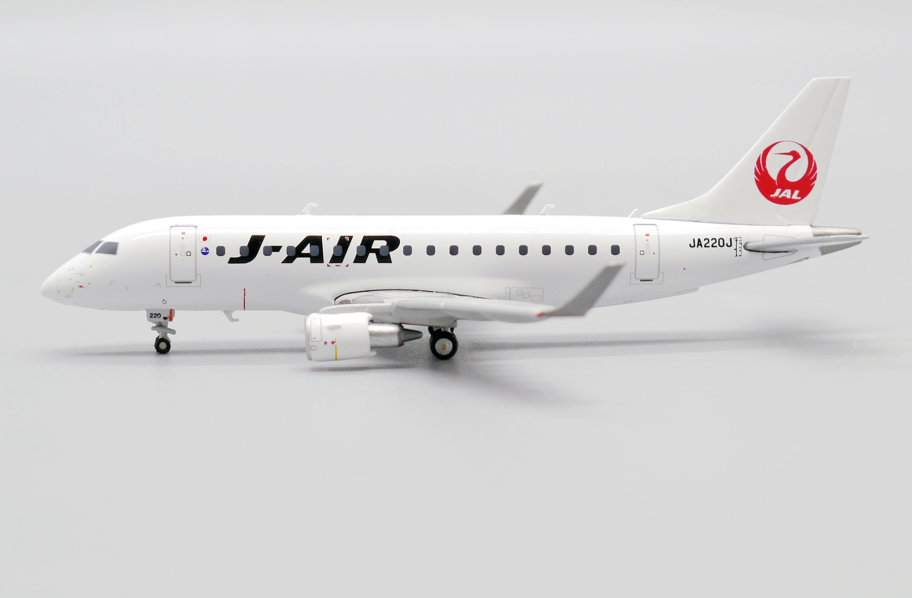 J-AIR E170 日本航空 エンブラエル EMBRAER 170 jc ScaleModelStore