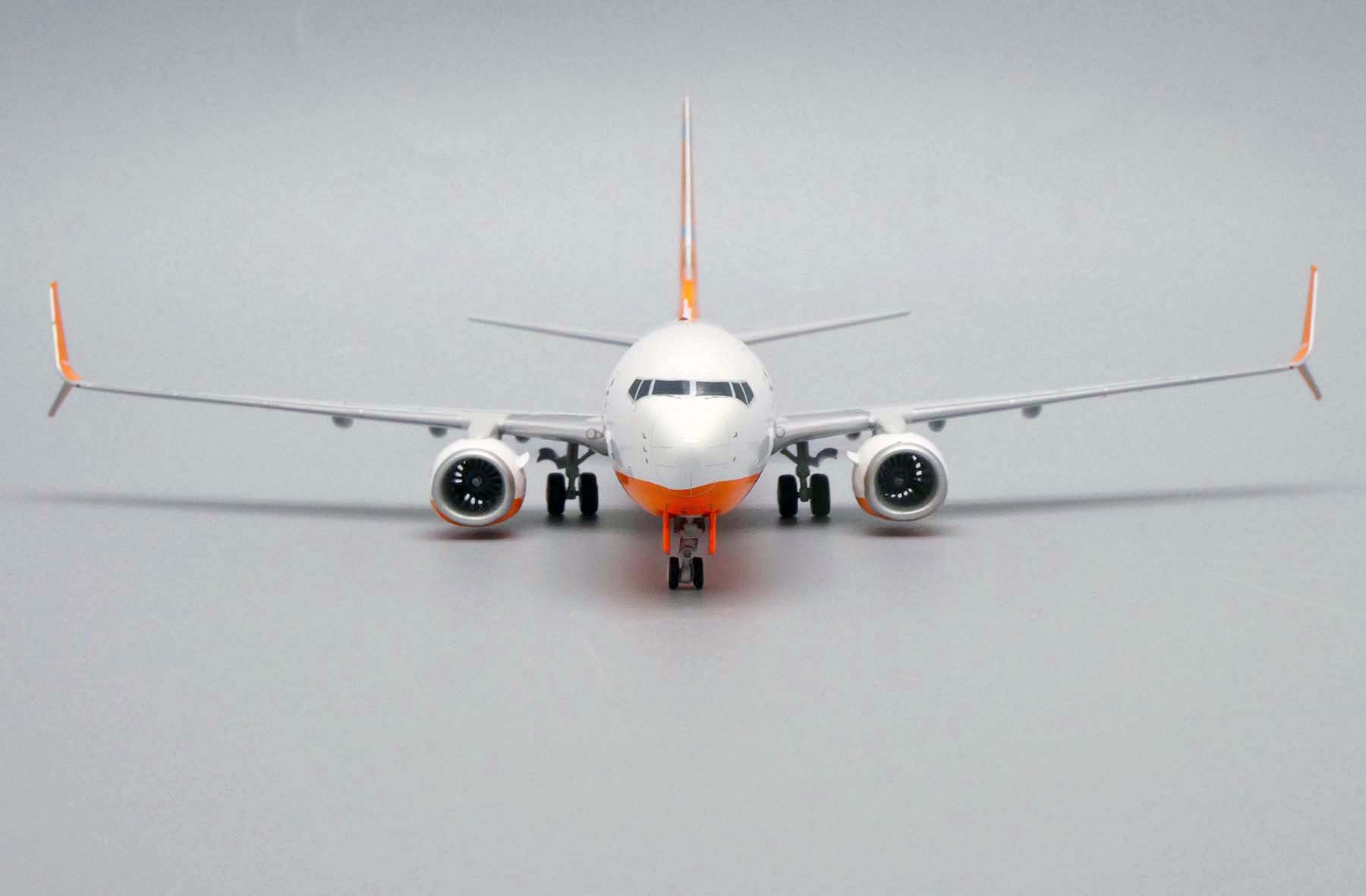 ScaleModelStore.com :: JC Wings 1:200 - XX20034 - Jeju Air Boeing