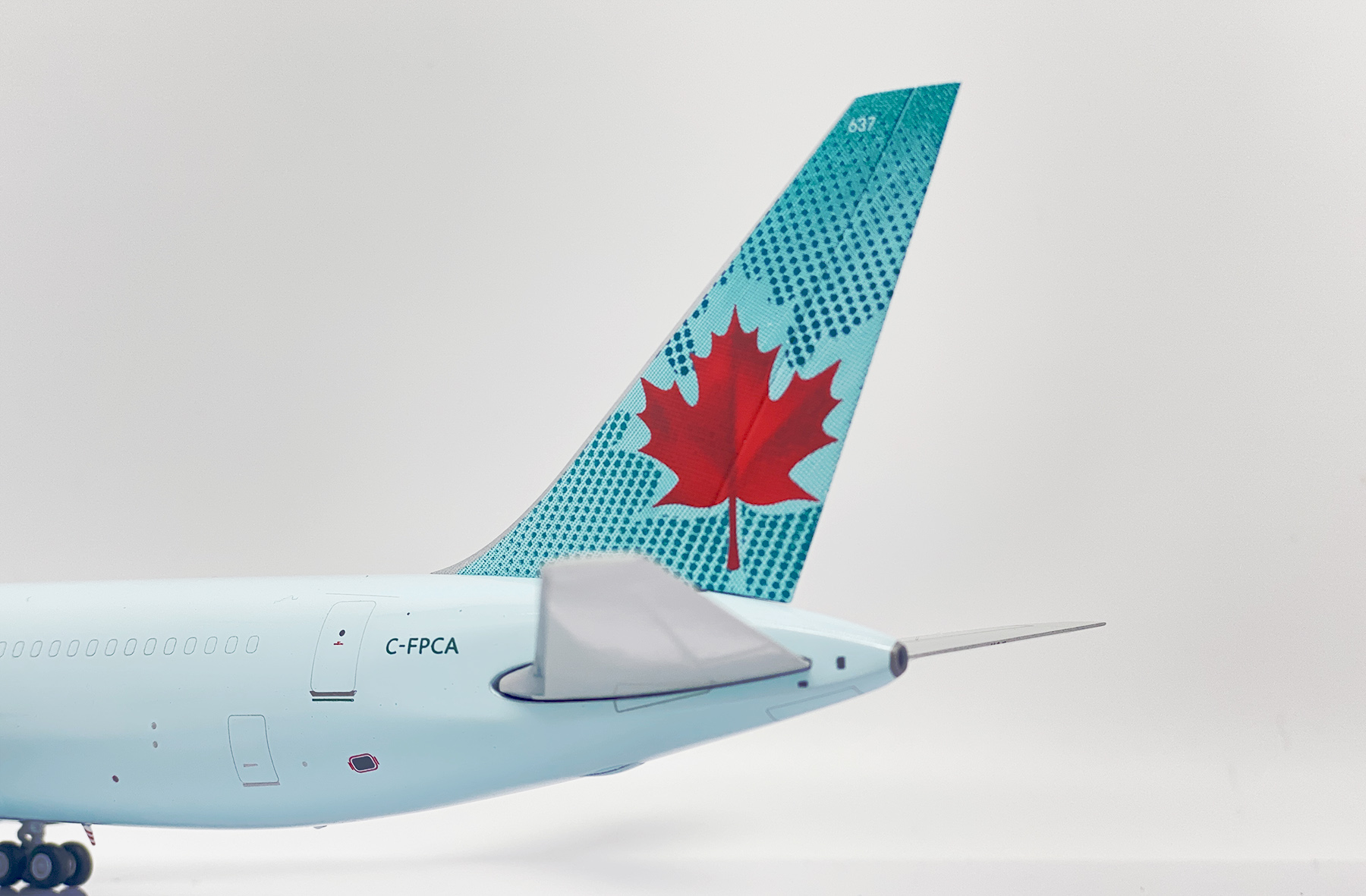 ScaleModelStore.com :: JC Wings 1:200 - XX20233C - Air Canada