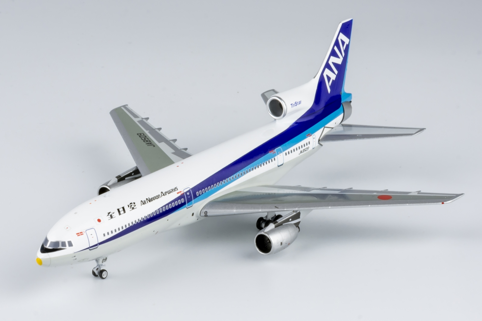 ScaleModelStore.com :: NG Models 1:400 - 31035 - ANA - All Nippon