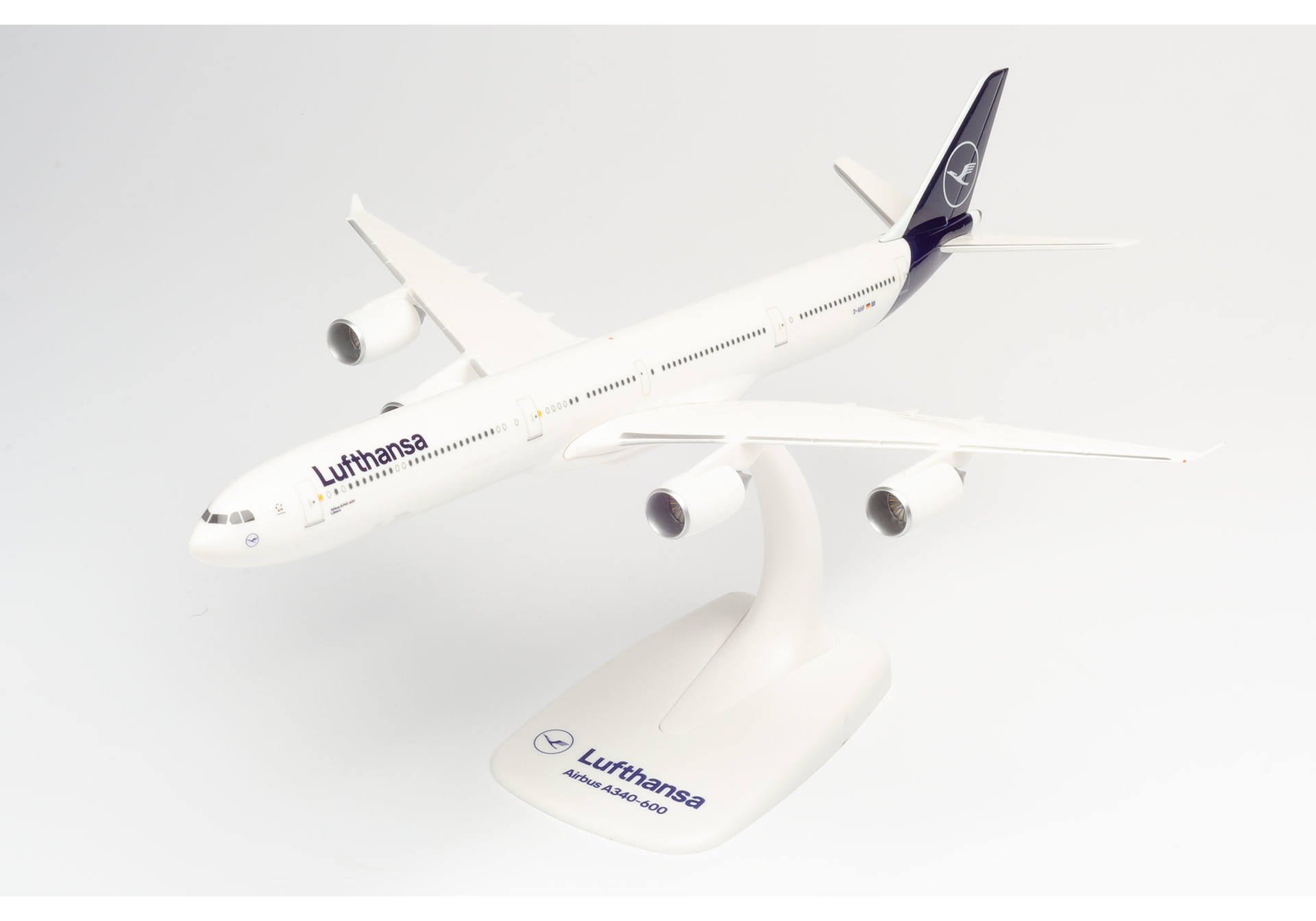 ScaleModelStore.com :: Herpa Snap-Fit 1:250 - 612616 - Lufthansa