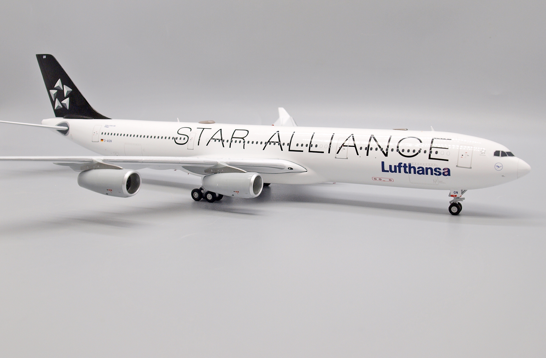 ScaleModelStore.com :: JC Wings 1:200 - XX20150 - Lufthansa Airbus