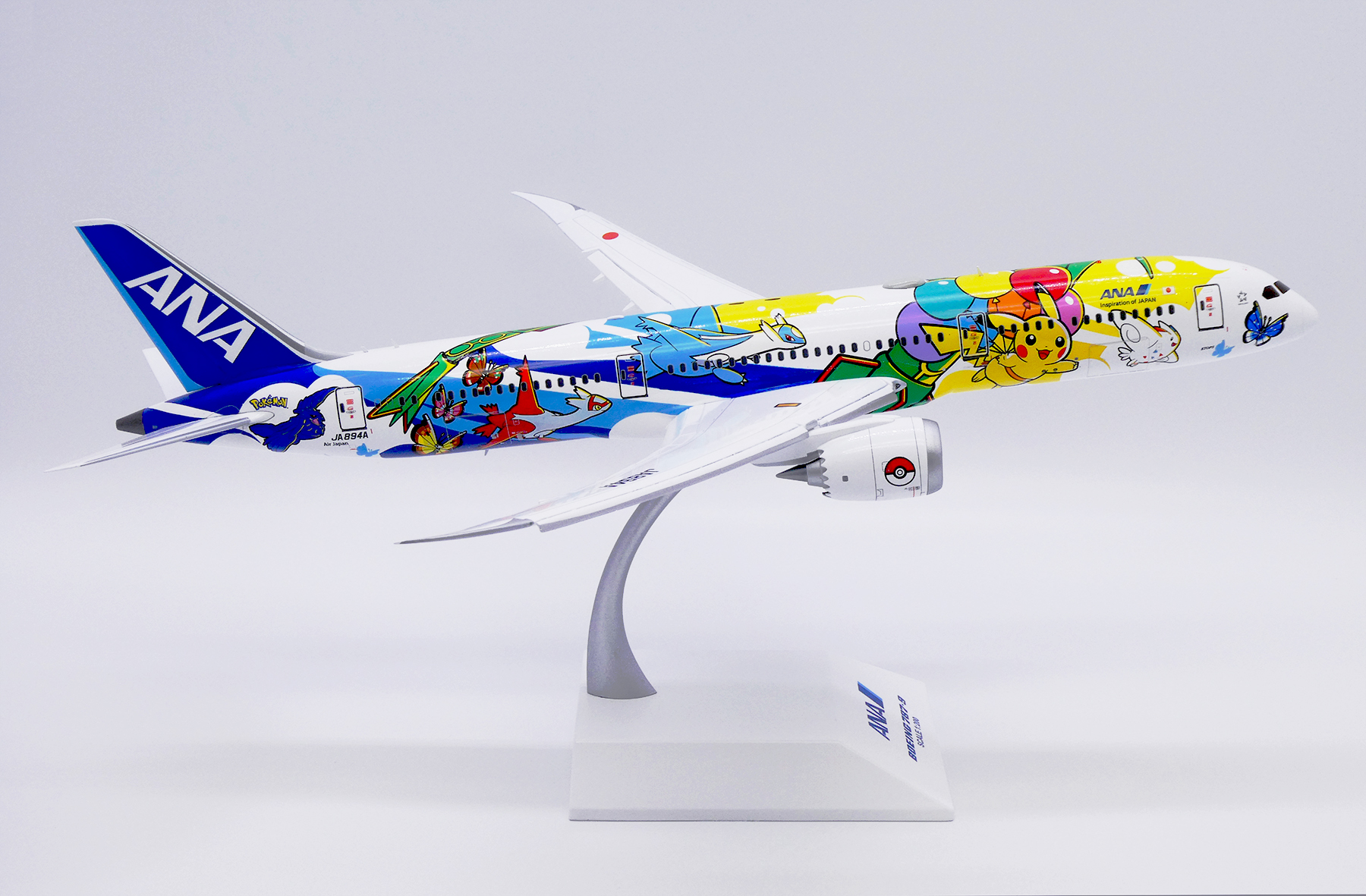 ANA Boeing 787-9 1:200 スケール ANA Boeing 787-9 Dreamliner 1/200