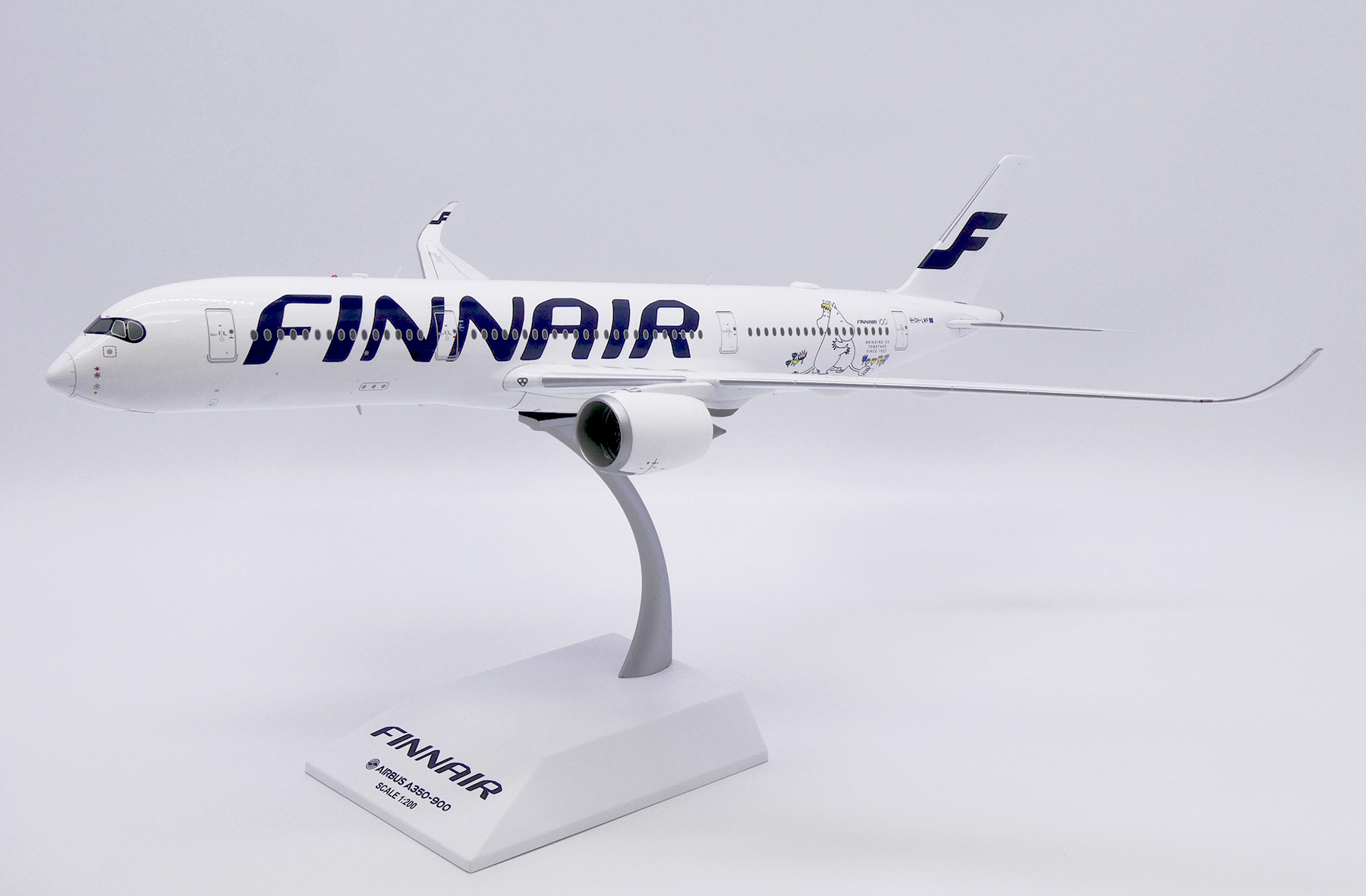 FINNAIR マリメッコA350-900 1:200スケール FINNAIR マリメッコA350