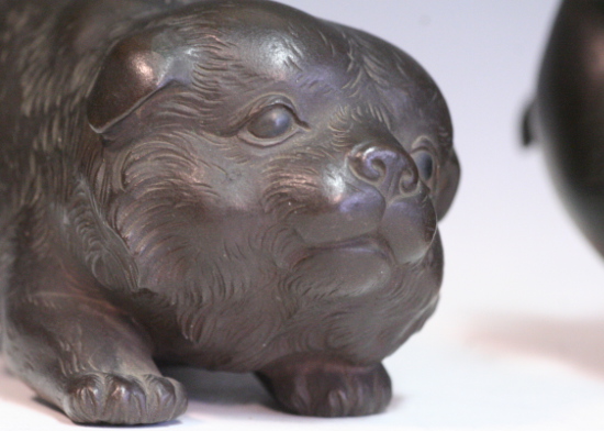 明治金工 古銅 子犬 双犬 置物 G R6994 明治金工 古銅 子犬 双犬 置物