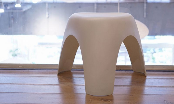 Vitra Design Museum エレファントスツール ホワイト 柳宗理