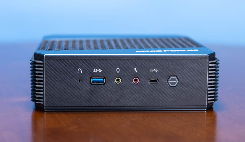 Minisforum HX90 AMD Ryzen 9 5900HX Mini PC Review