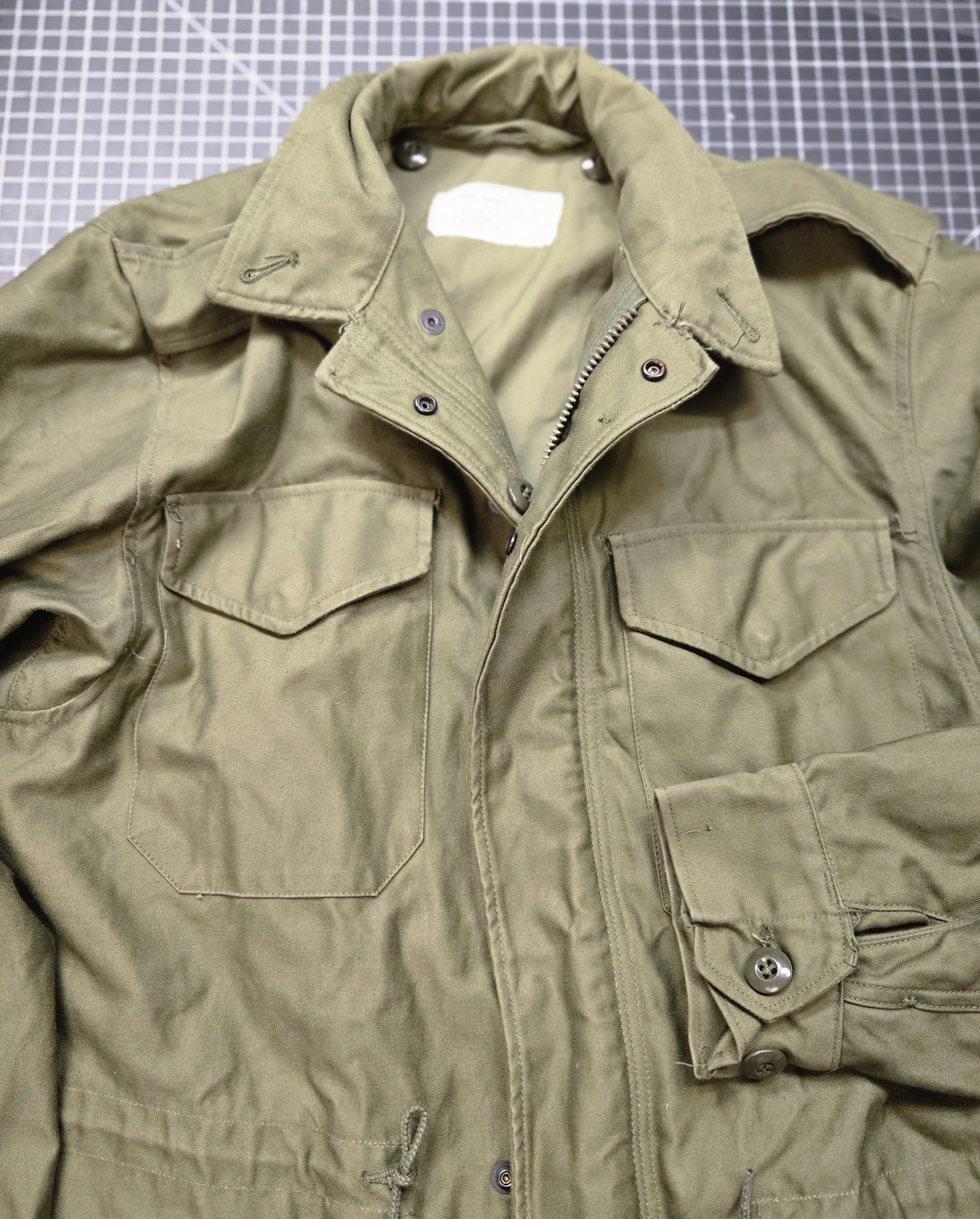 Coat, Man's, Cotton Wind Resistant, Sateen, Vietnam Era 1963 Small