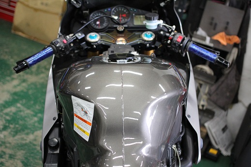 カーボンタンクカバー | しゃぼん玉 -Shabondama-