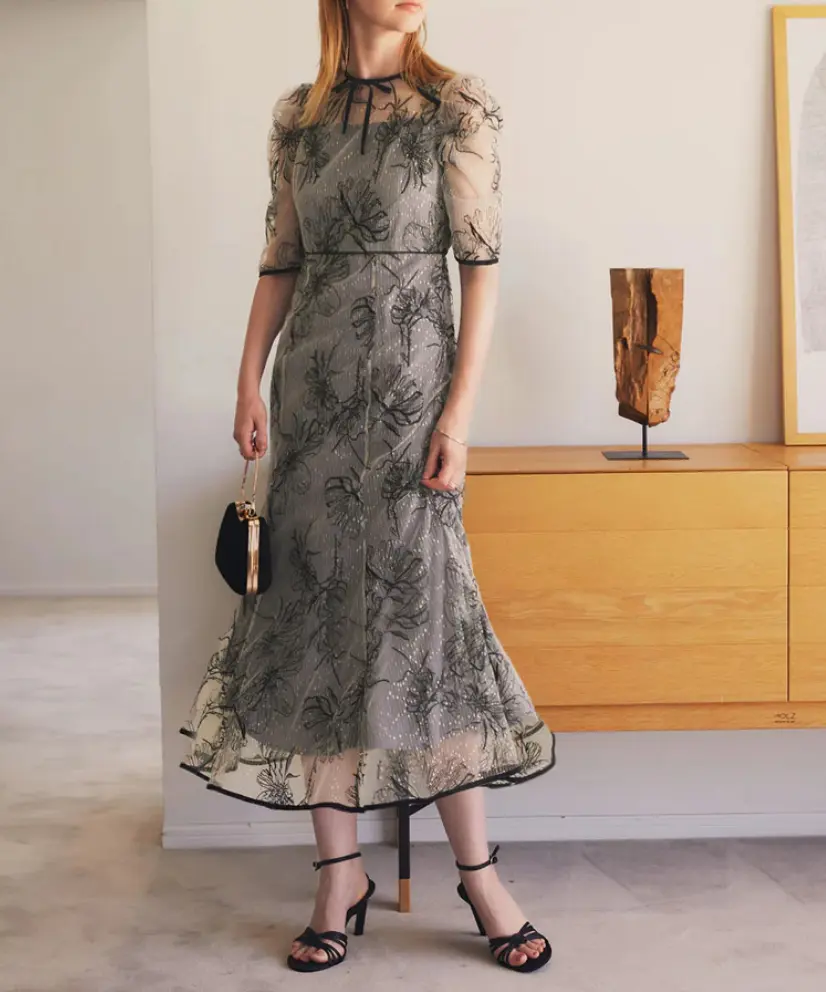 Sサイズ】花柄刺繍フロントバックリボンパフスリーブマーメイドフレア