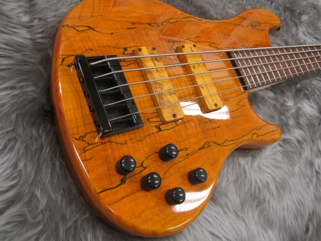 メーカー不明 オレンジエレキベース 4弦 メーカー不明 オレンジエレキ