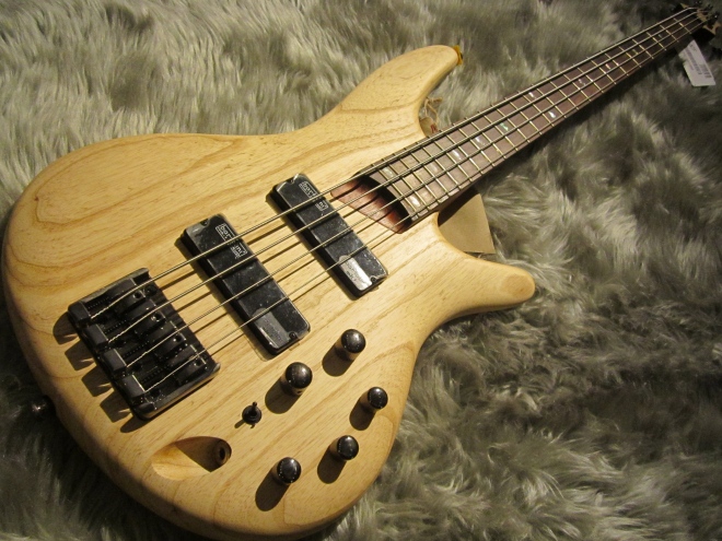 D1013#Ibanezアイバニーズ SSR620 エレキベース ソフトケース付 Ibanez
