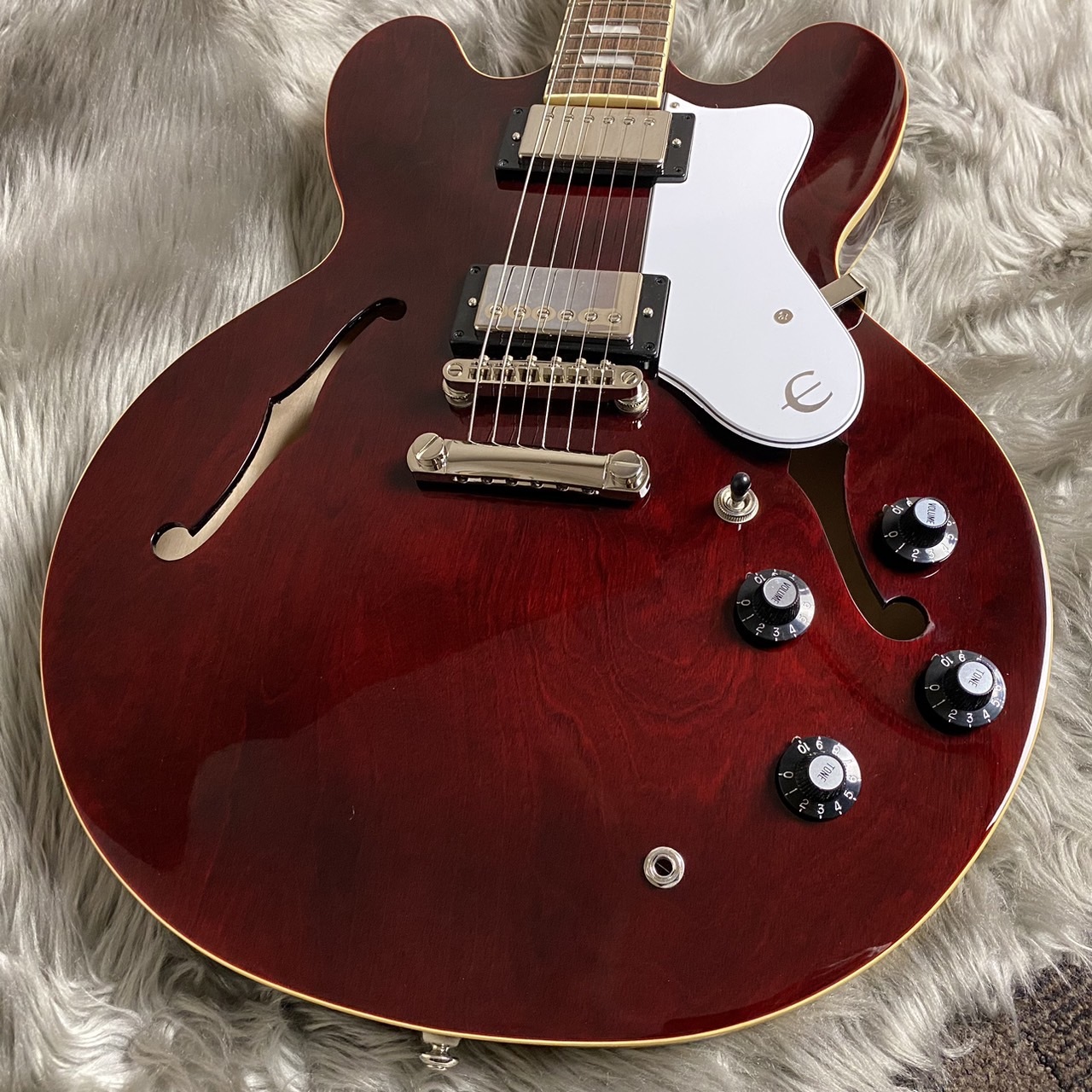 Epiphone Noel Gallagher Riviera – Dark Wine Red【委託お預かり品