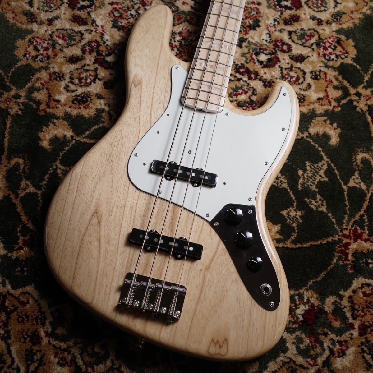 ジャズベース】Fender Made in Japan Heritage 70s Jazz Bass Maple