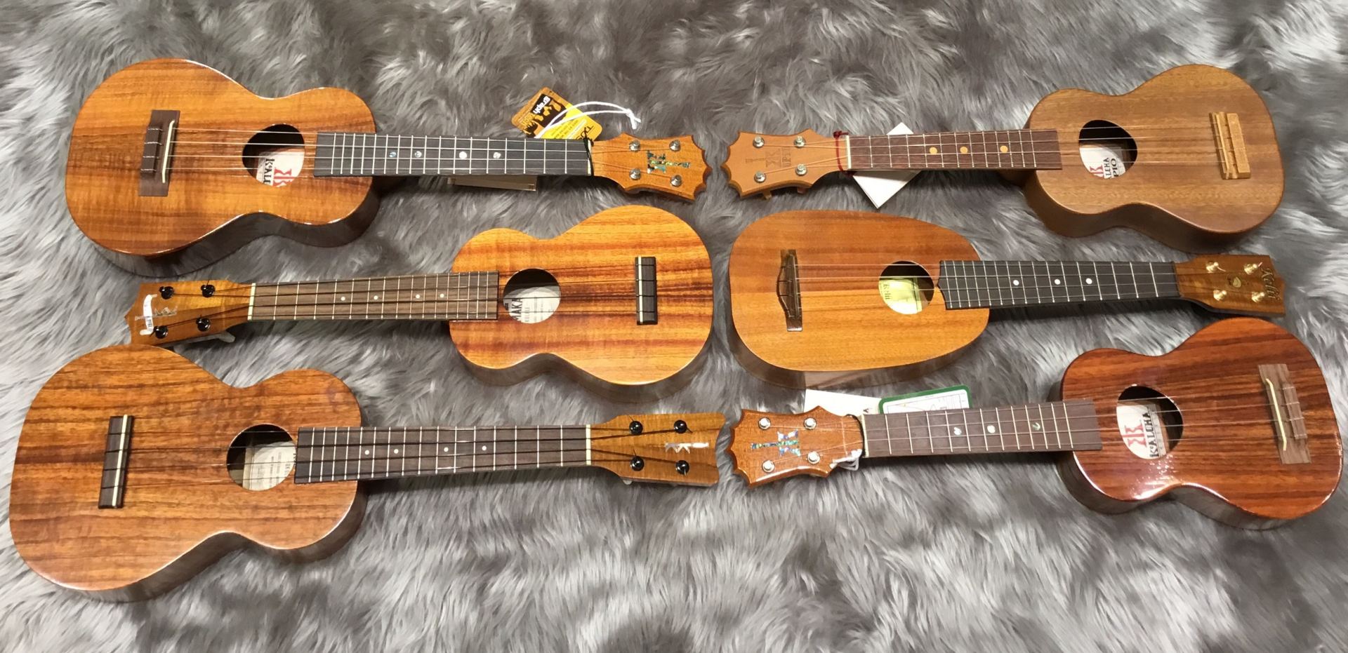 ウクレレ】 カマカ も コアロハ も！ ハワイ製ウクレレ店頭商品のご