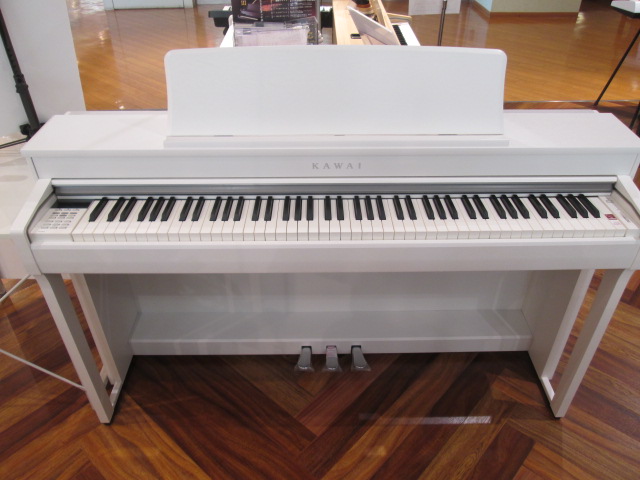 KAWAI ホワイト電子ピアノ 椅子付き CN27 A 18年製 KAWAI 電子ピアノ