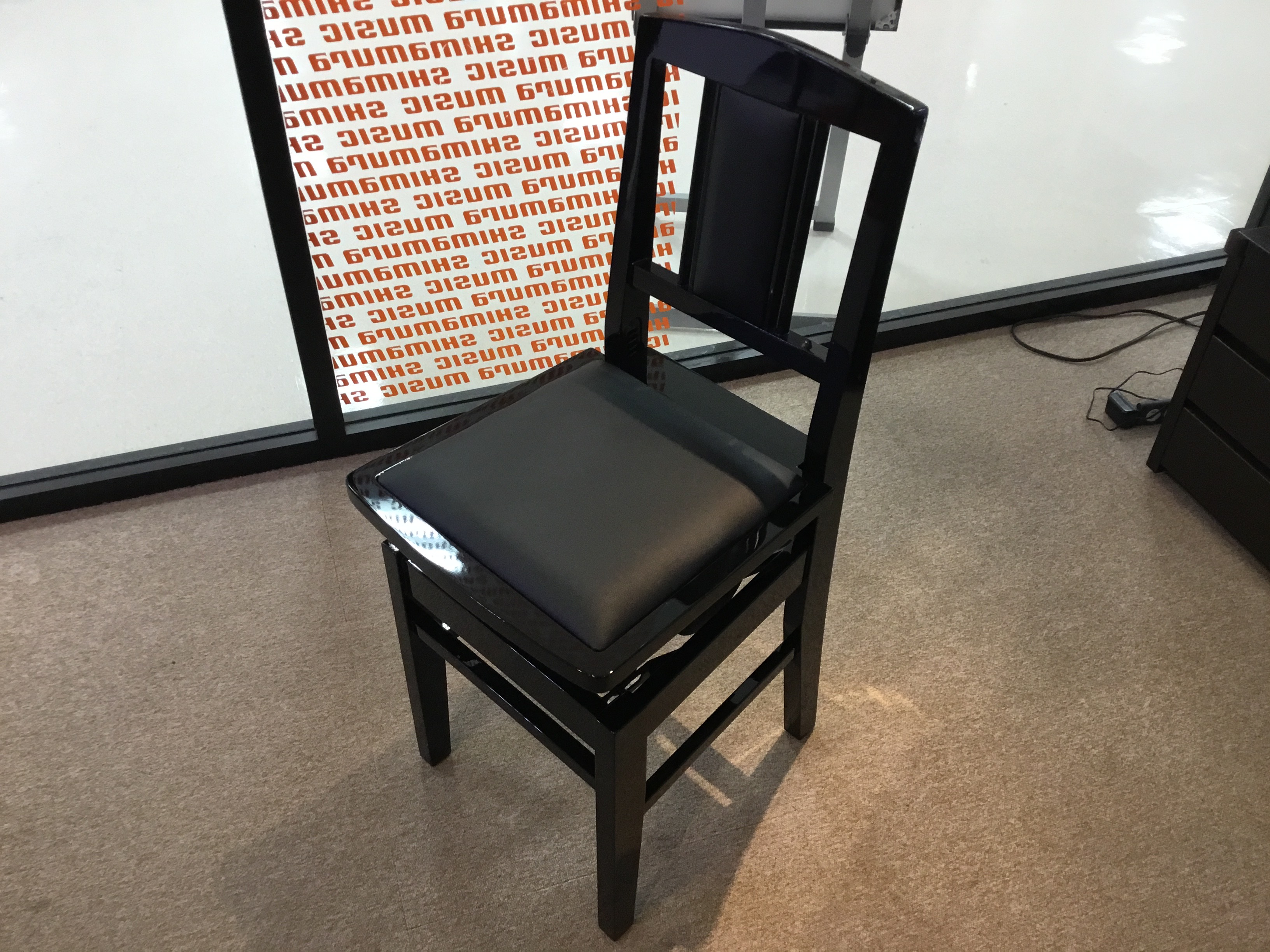 トムソン椅子 KAWAI 【公式通販】