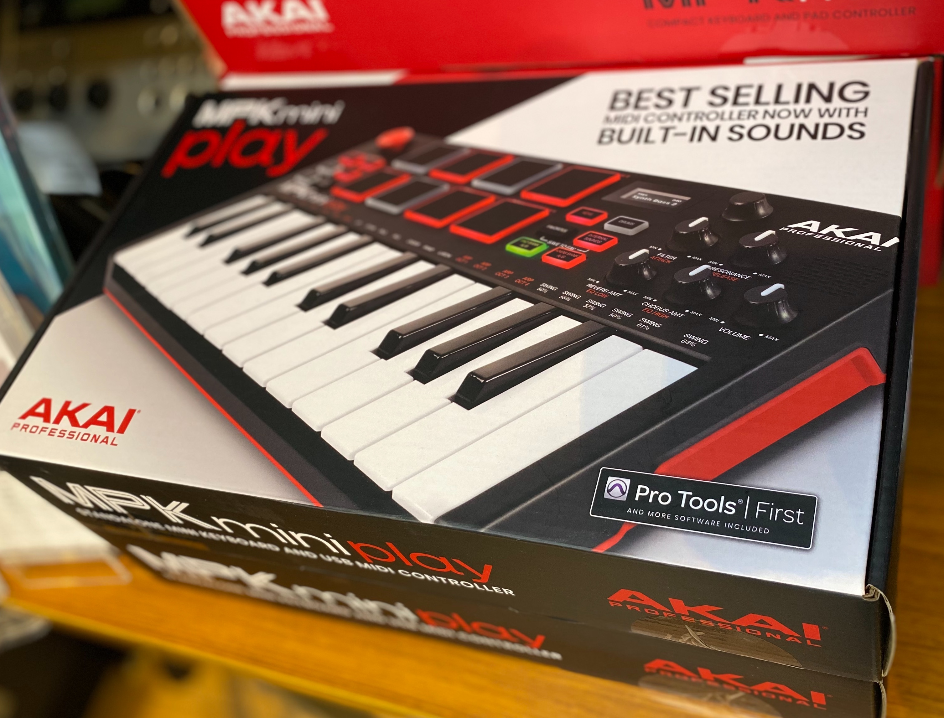音源内蔵】AKAI MPK mini Play入荷！【MIDIキーボード】｜島村楽器