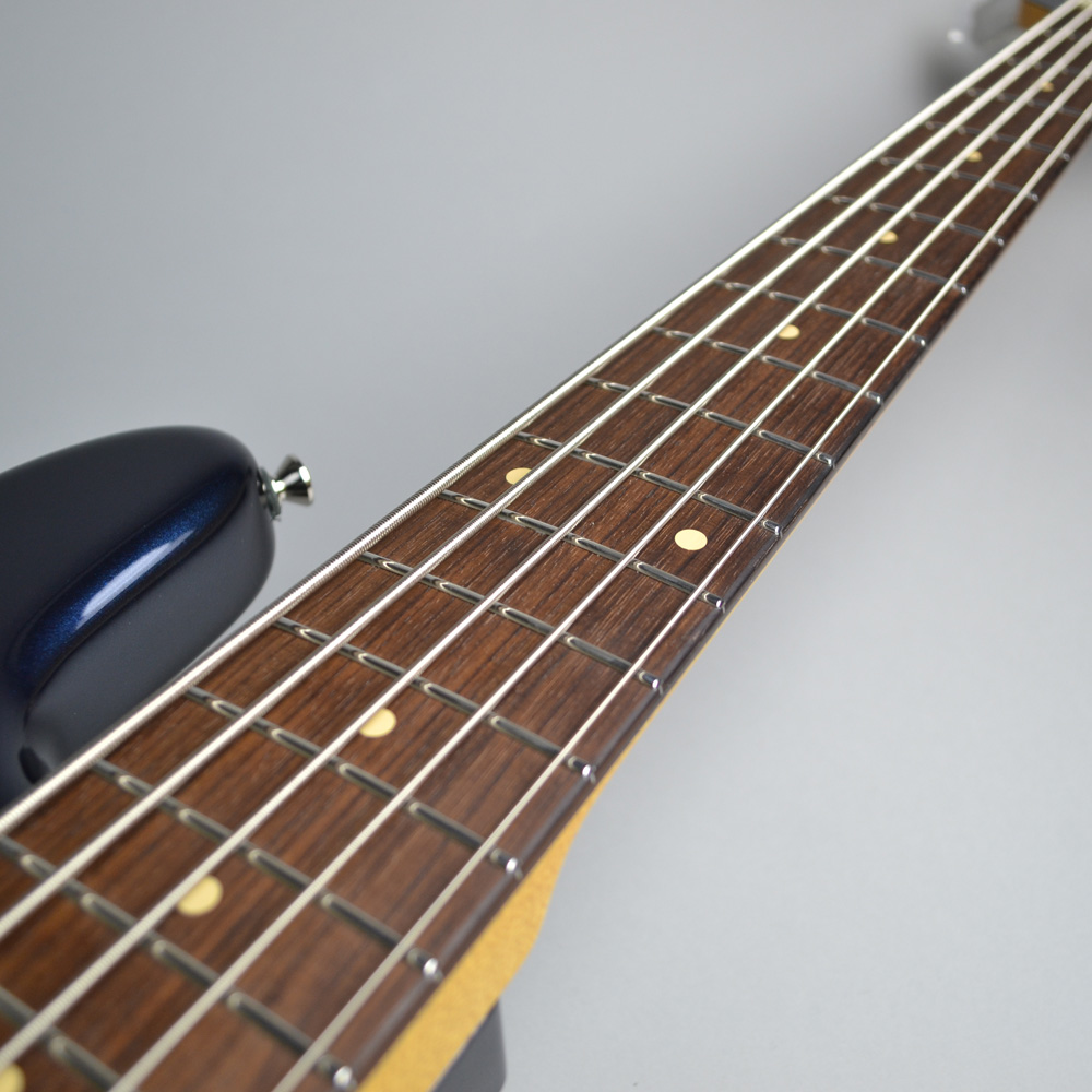 エレキベース】Freedom Custom Guitar Research 人気のRetrospective