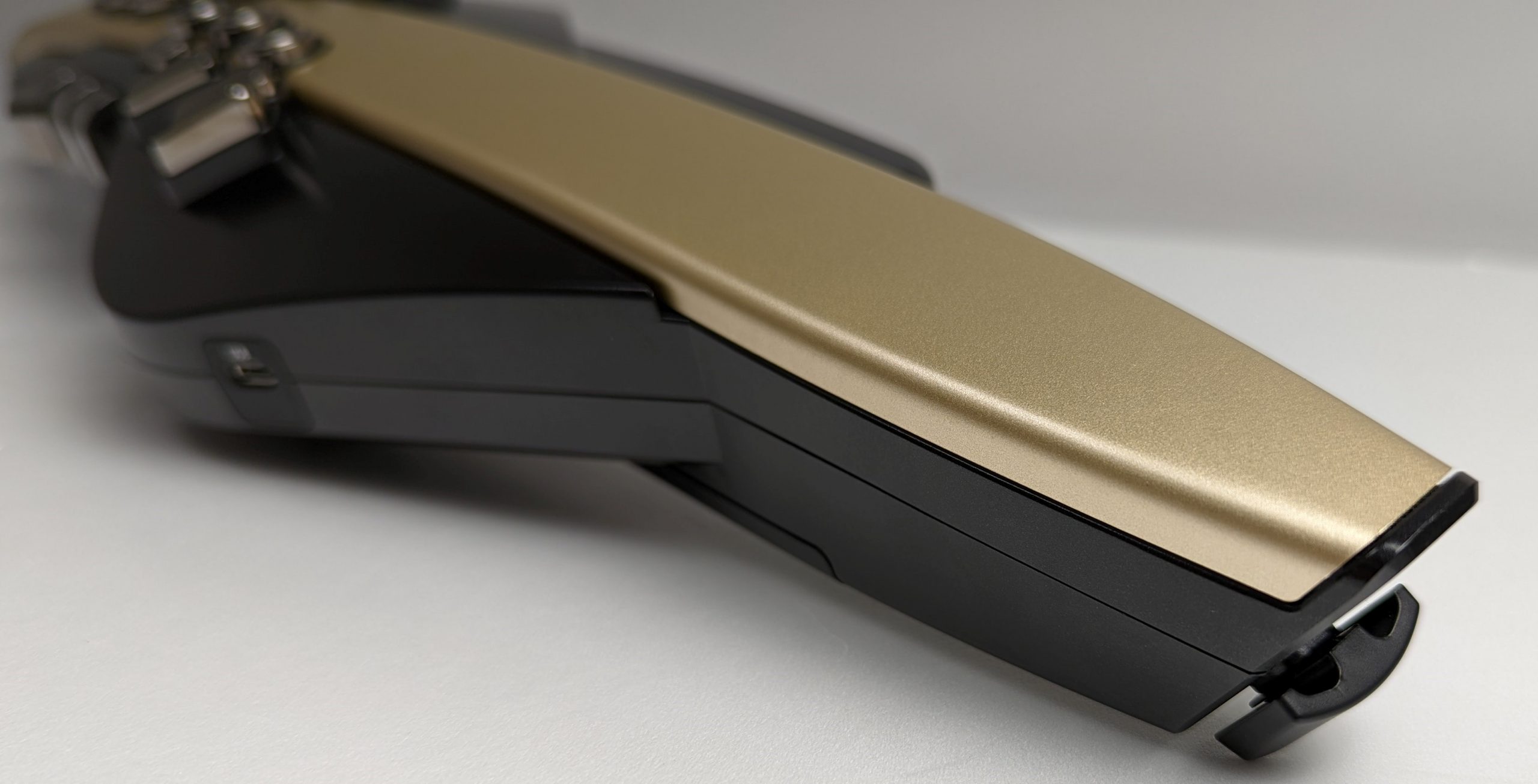 エアロフォンの最新モデル AE-20/20SCが登場！！｜島村楽器 新宿PePe店