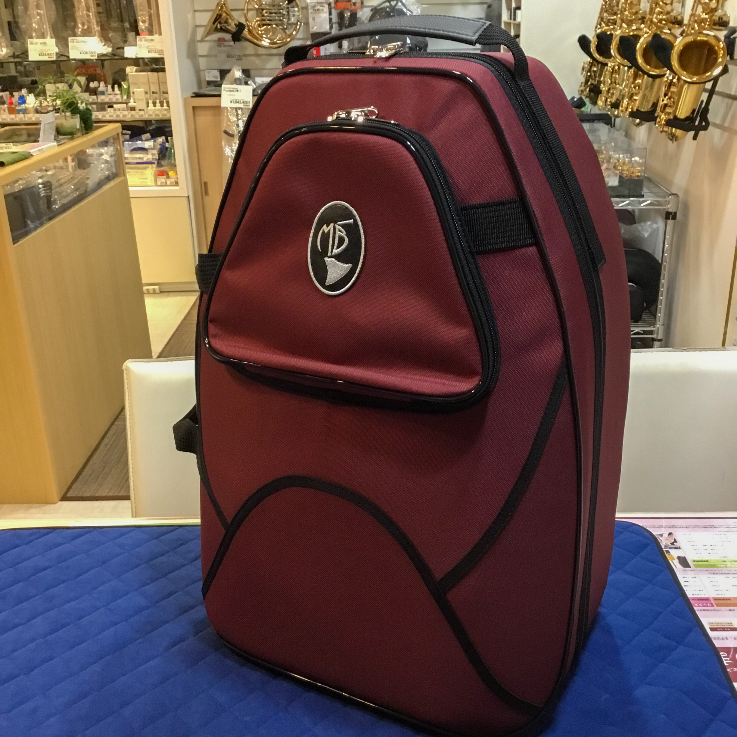 マーカス・ボナ ホルン用ケースが入荷しました！｜島村楽器 Wind & Repair