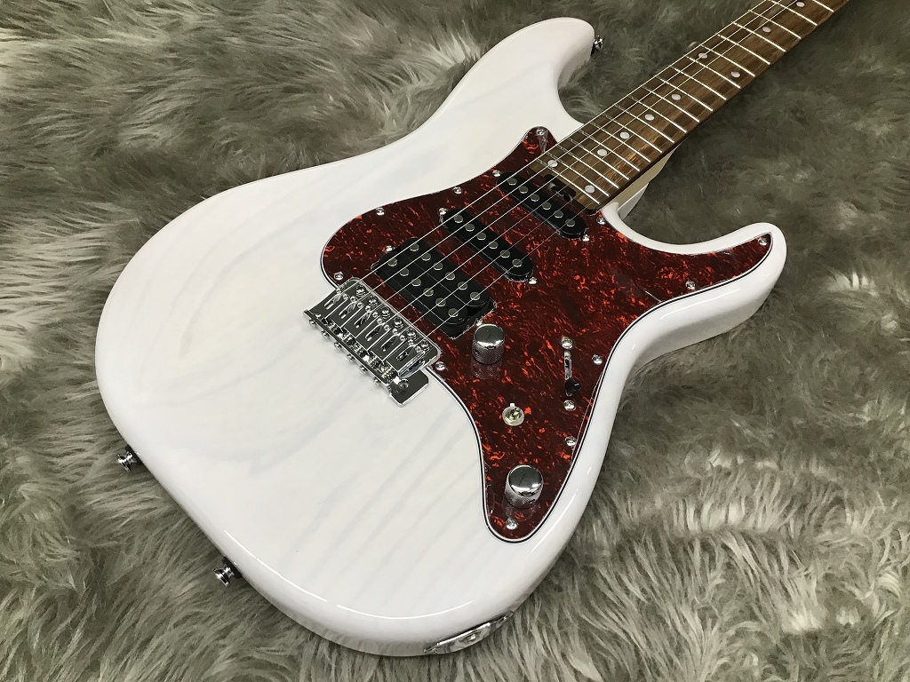 入荷情報】限定生産！シェクターのOriental Lineシリーズが2本入荷