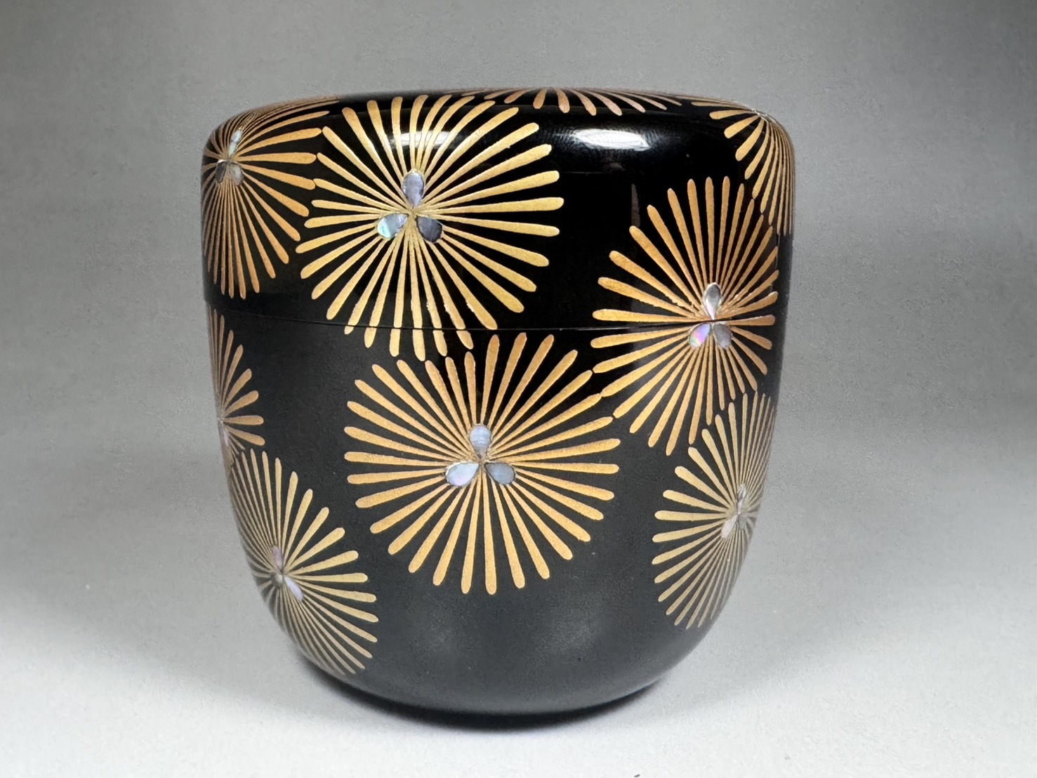 加賀 蒔絵師 田中宗凌 作 唐松 大棗 内銀地 螺鈿 茶道具 | 新栄堂