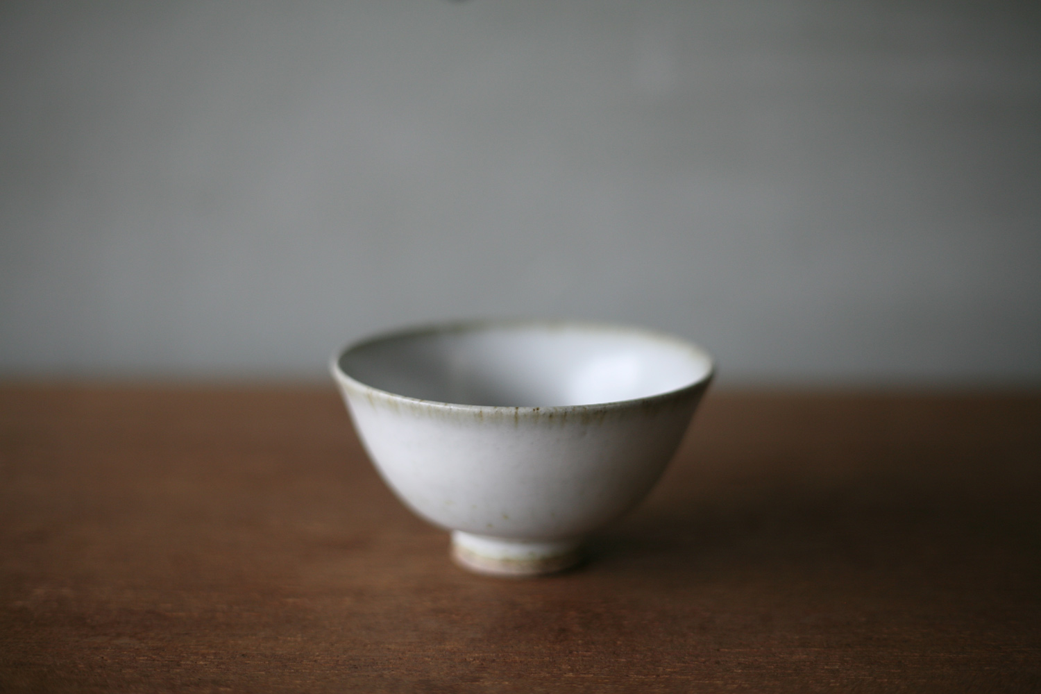 平清水焼 清龍堂 造 銘：残雪 茶碗 無傷 組四方 桐箱 保証。 平清水焼