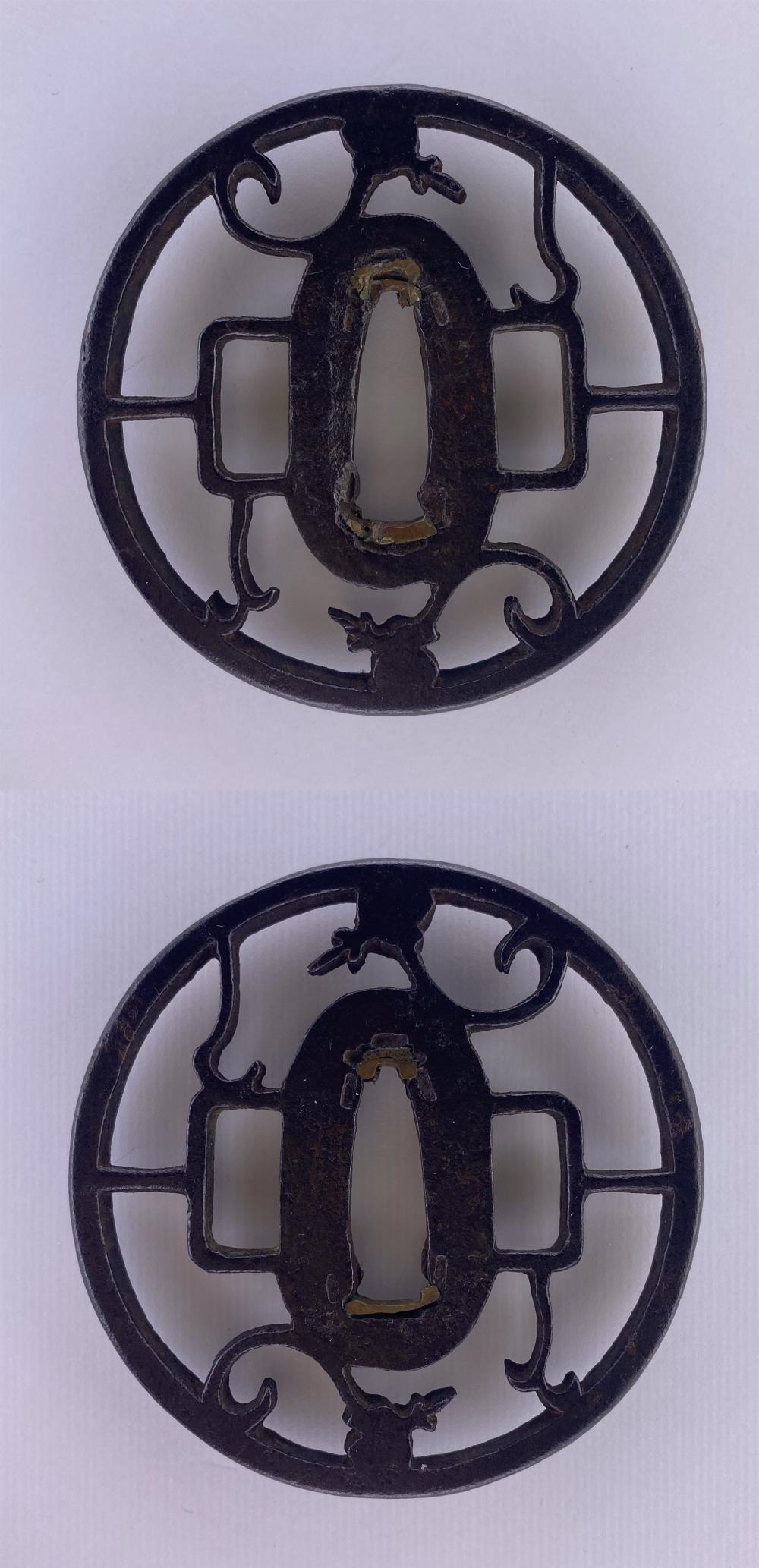 端午の節句、五月人形のお共に鑑定書付刀の鐔雲出八ッ橋透鐔無銘京透