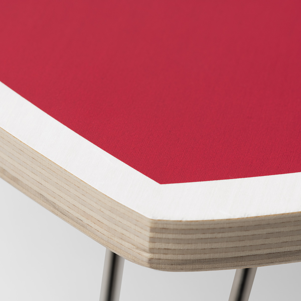 Carhartt WIP Heart Folding Table Scarlet/White | Skatestore
