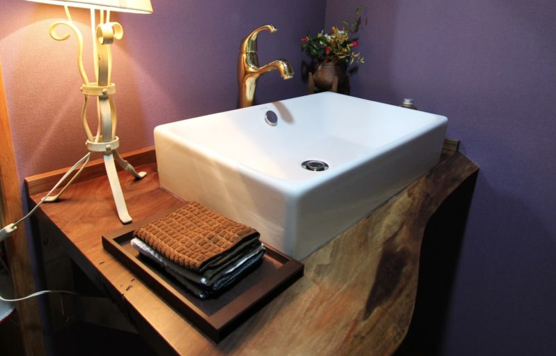 天然木 一枚板 茶盤 茶台 排水口付き 無垢材 置物 天然木 一枚板 茶盤