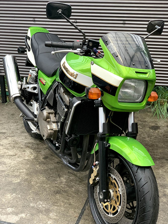 カワサキ ZRX1200R 入荷のお知らせ！！ | 中古・新車バイクの販売