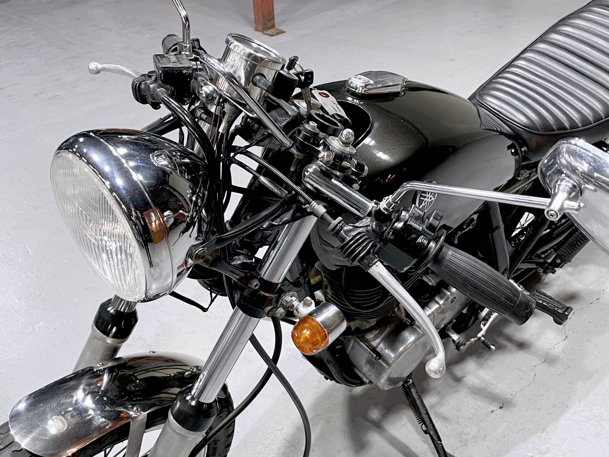 SR400 2h6 タンク SR400 2h6 タンク 78-79 2H6 ヤマハ SR400 タンク