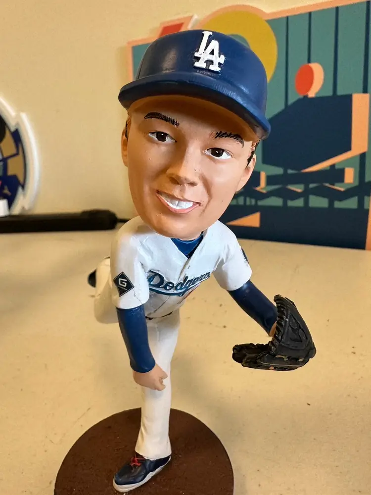 山本由伸 ボブルヘッド人形 先着4万人に配布された山本由伸のボブルヘッド