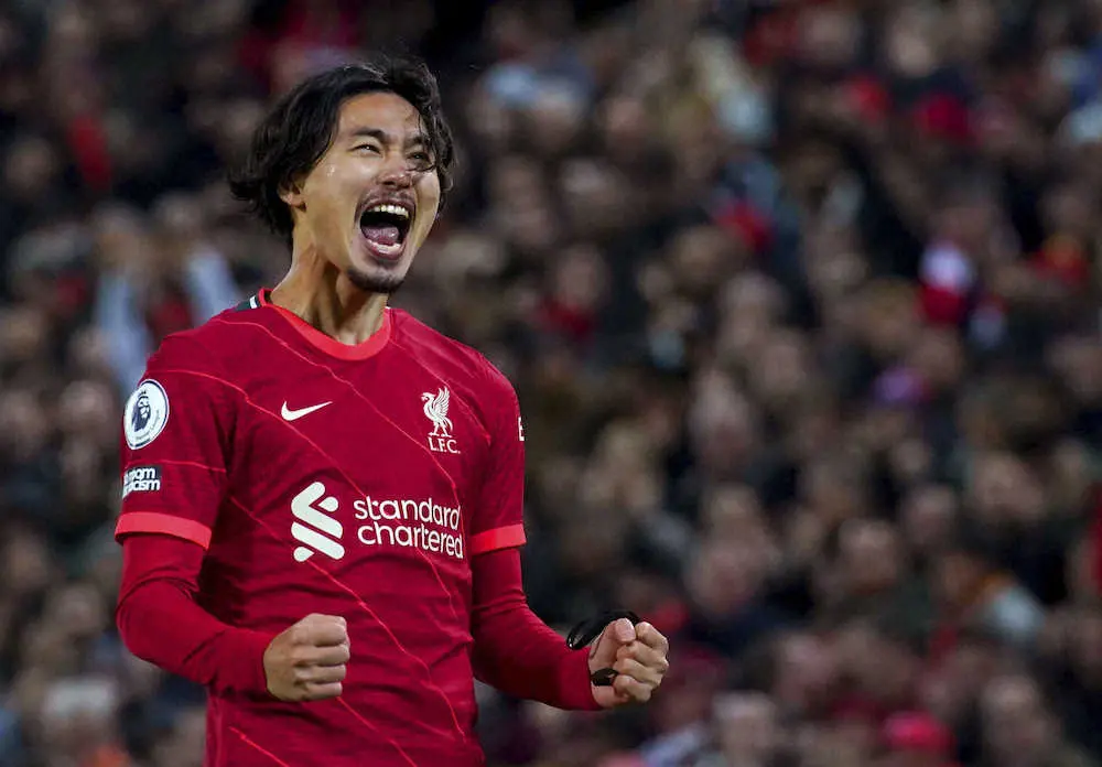 リバプール南野が今季プレミア初ゴール！クロップ監督も称賛「信じられ