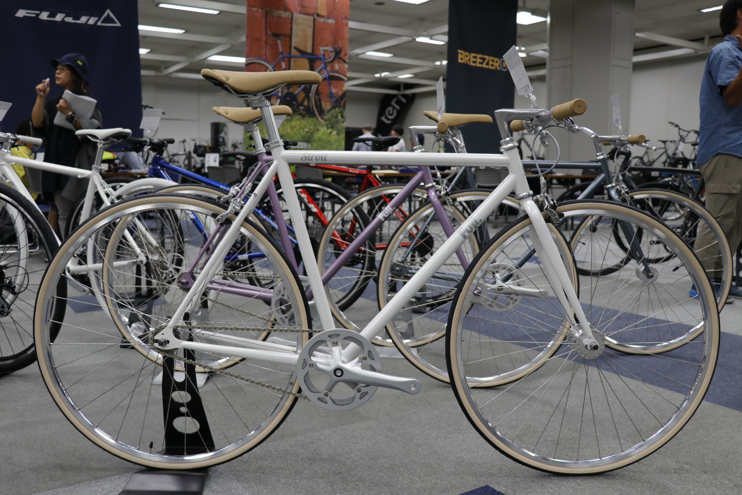 386 希少モデル FUJI TRACK LE フジ トリック クロモリ FUJI TRACK LE