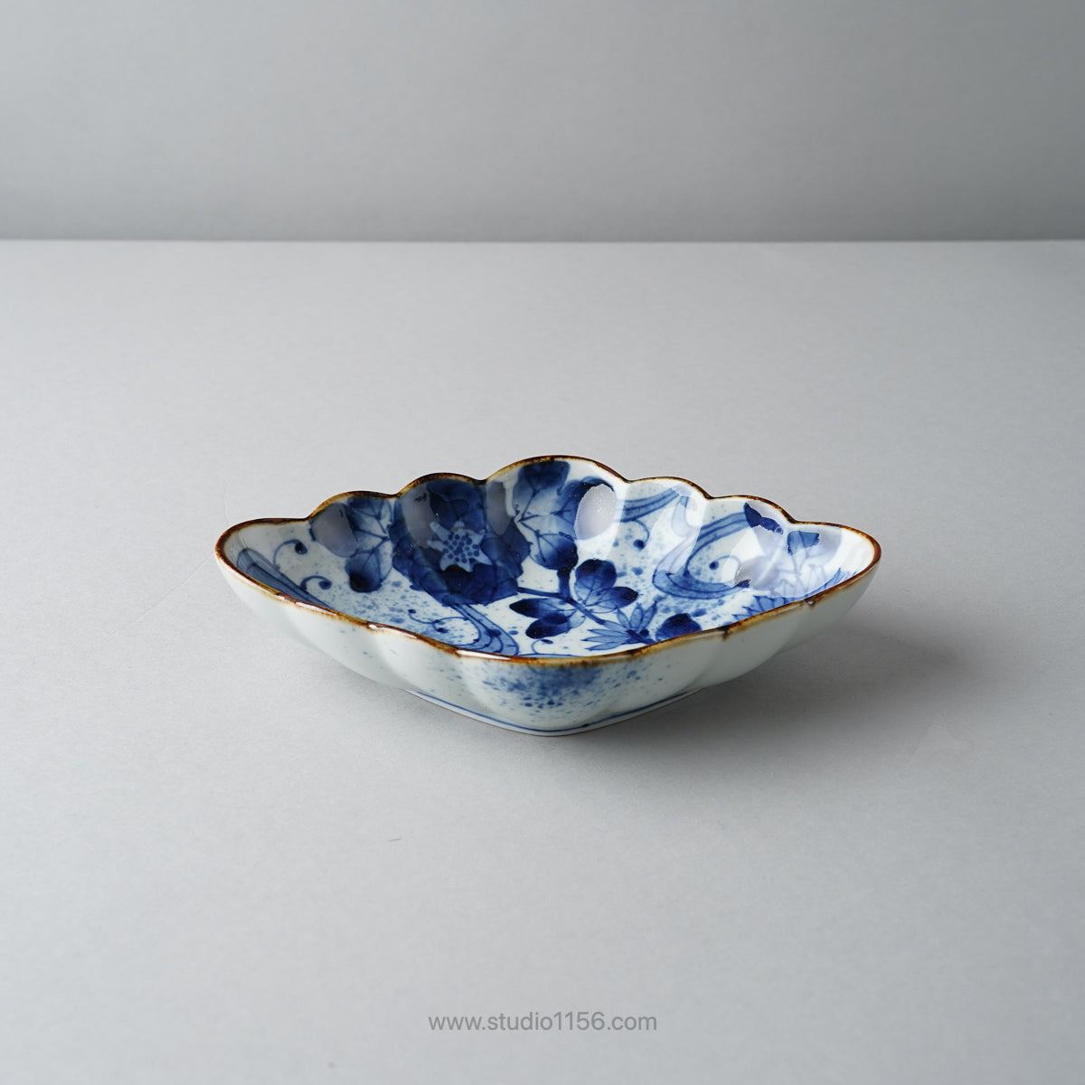 有田焼 染付 菊菱型向付 中鉢 18cm 福泉窯の通販｜Studio1156 – 【公式