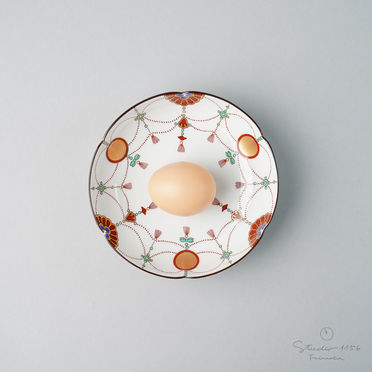 有田焼 錦日輪赤玉瓔珞紋 銘々皿 15cm 其泉窯の通販｜Studio1156