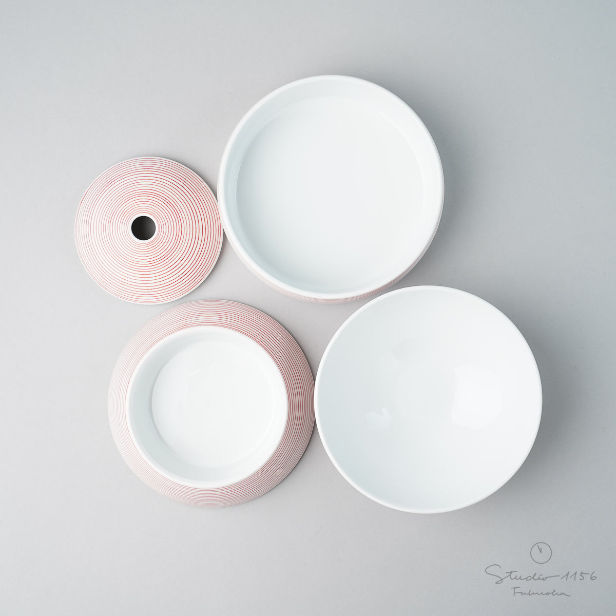 有田焼 珠型三段重 お重箱 16cm 李荘窯の通販｜Studio1156 – 【公式