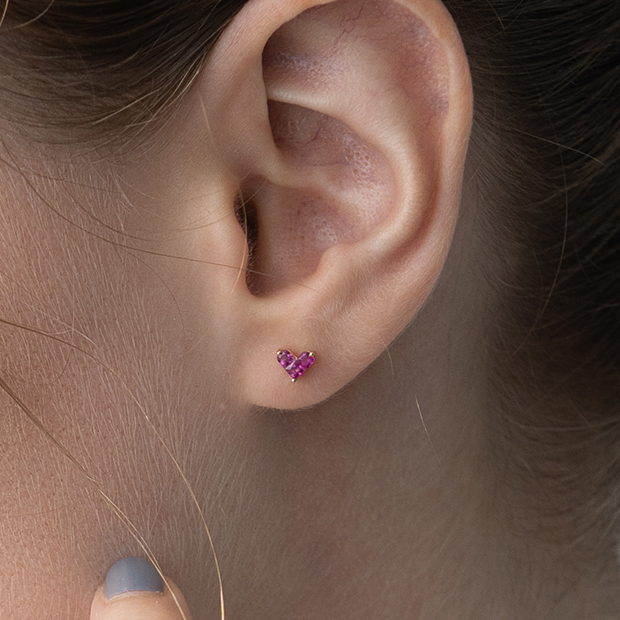 MYSTERIOUS HEART RUBY PIERCED EARRINGS(2ZP1419)K18 ピアス｜スター
