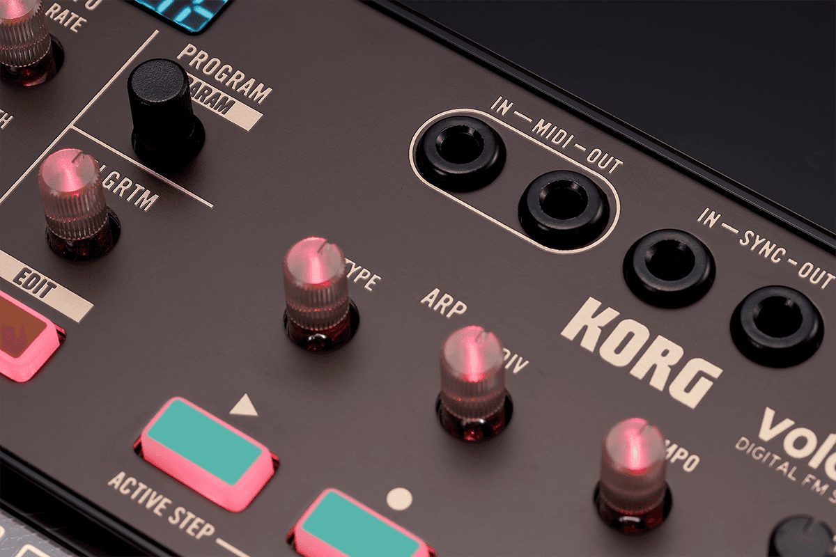 Korg Volca Fm2 Synthesizer